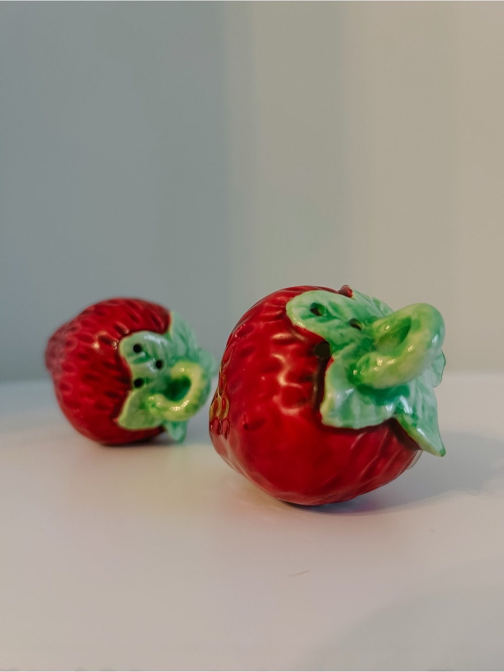 Vintage Strawberry Salt and Pepper Shakers Ceramic Strawberry Kitchen Decor - Picture 3 of 6